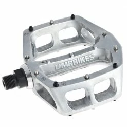 DMR V8 Classic Alloy Flat Pedals Drivetrain