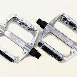 Drivetrain Wellgo B087U Platform 9/16" Spindle Pedals - Black